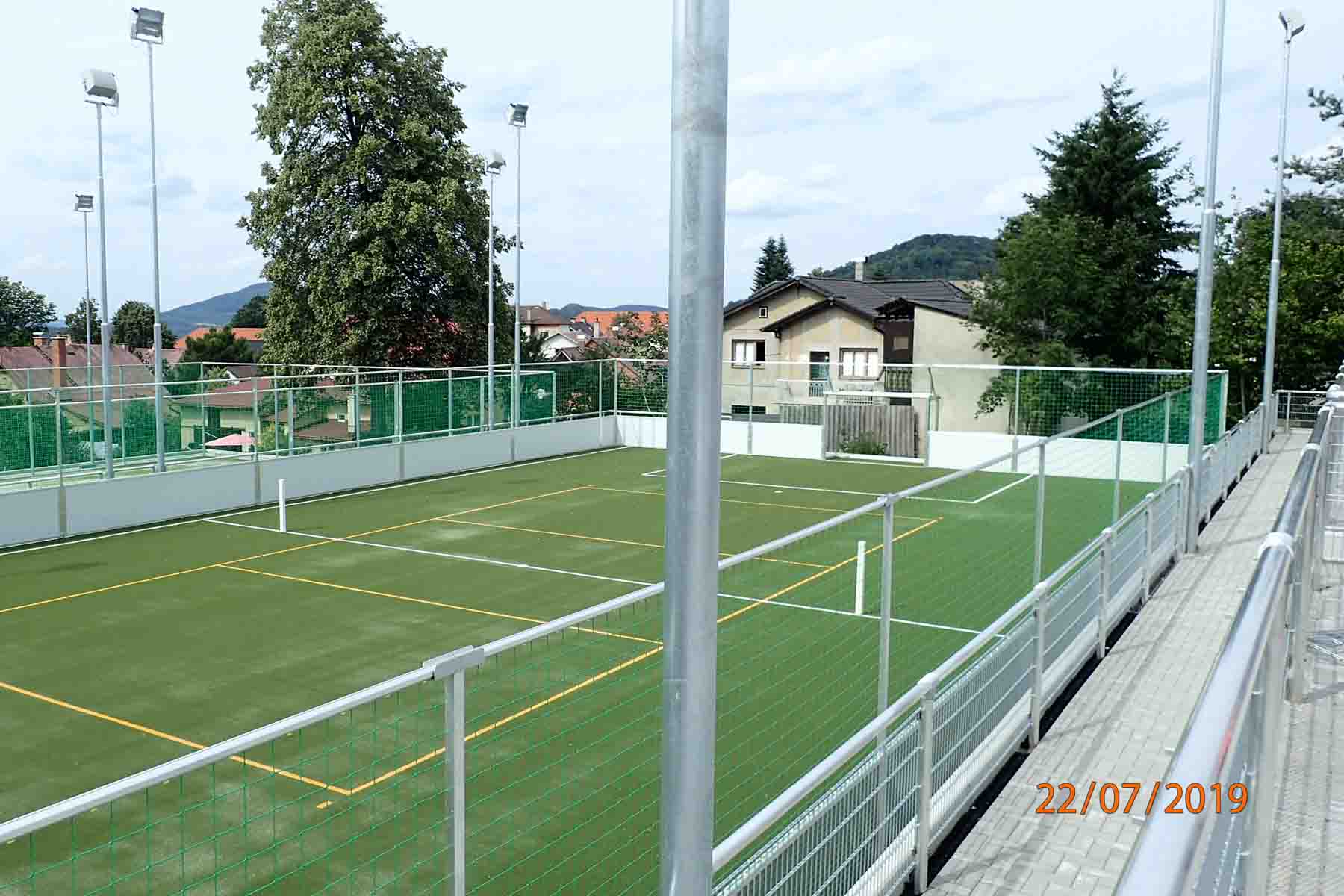 12. Rekonstrukce sportovního areálu Kamenický Šenov